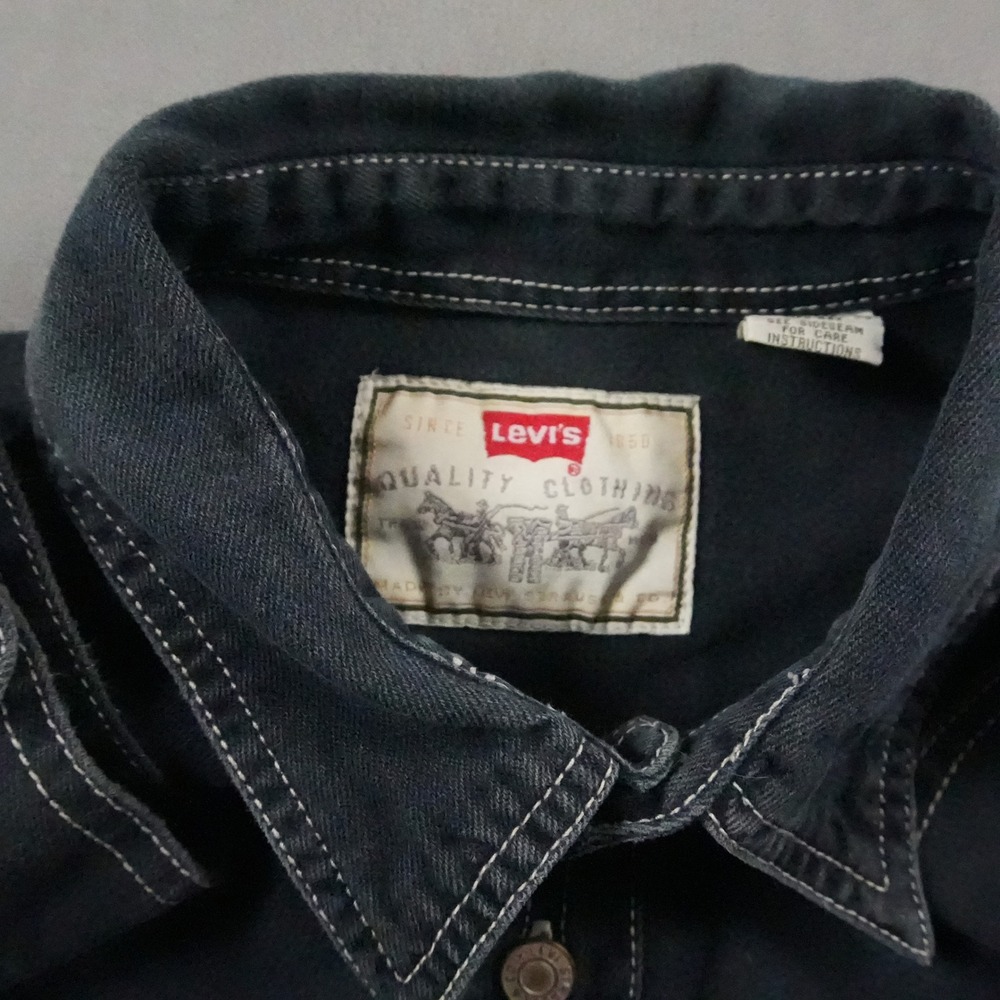 Vintage Levi's Red Tab Chambray Stitched Long Sleeve Men's Dark Denim Shirt XL - Picture 7 of 16